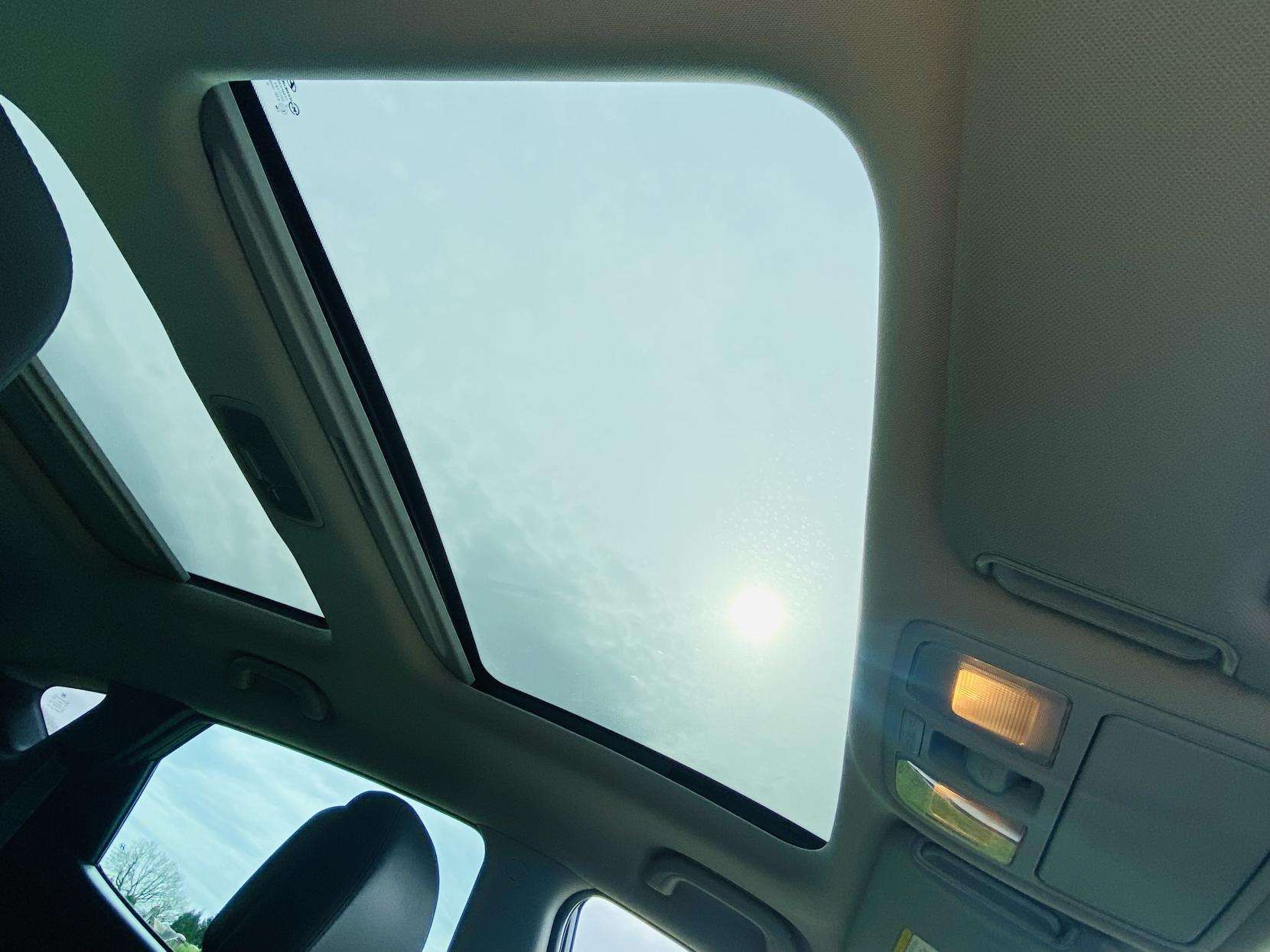 A 2011 HYUNDAI IX35 1.7 CRDi Premium SUV 5dr Diesel Manual Euro 5 (s/s) (115 ps) A 2011 HYUNDAI IX35 1.7 CRDi Premium SUV 5dr Diesel Manual Euro 5 (s/s) (115 ps)