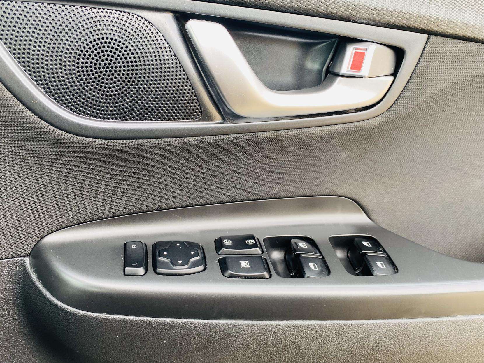 2023 HYUNDAI KONA 2023 HYUNDAI KONA