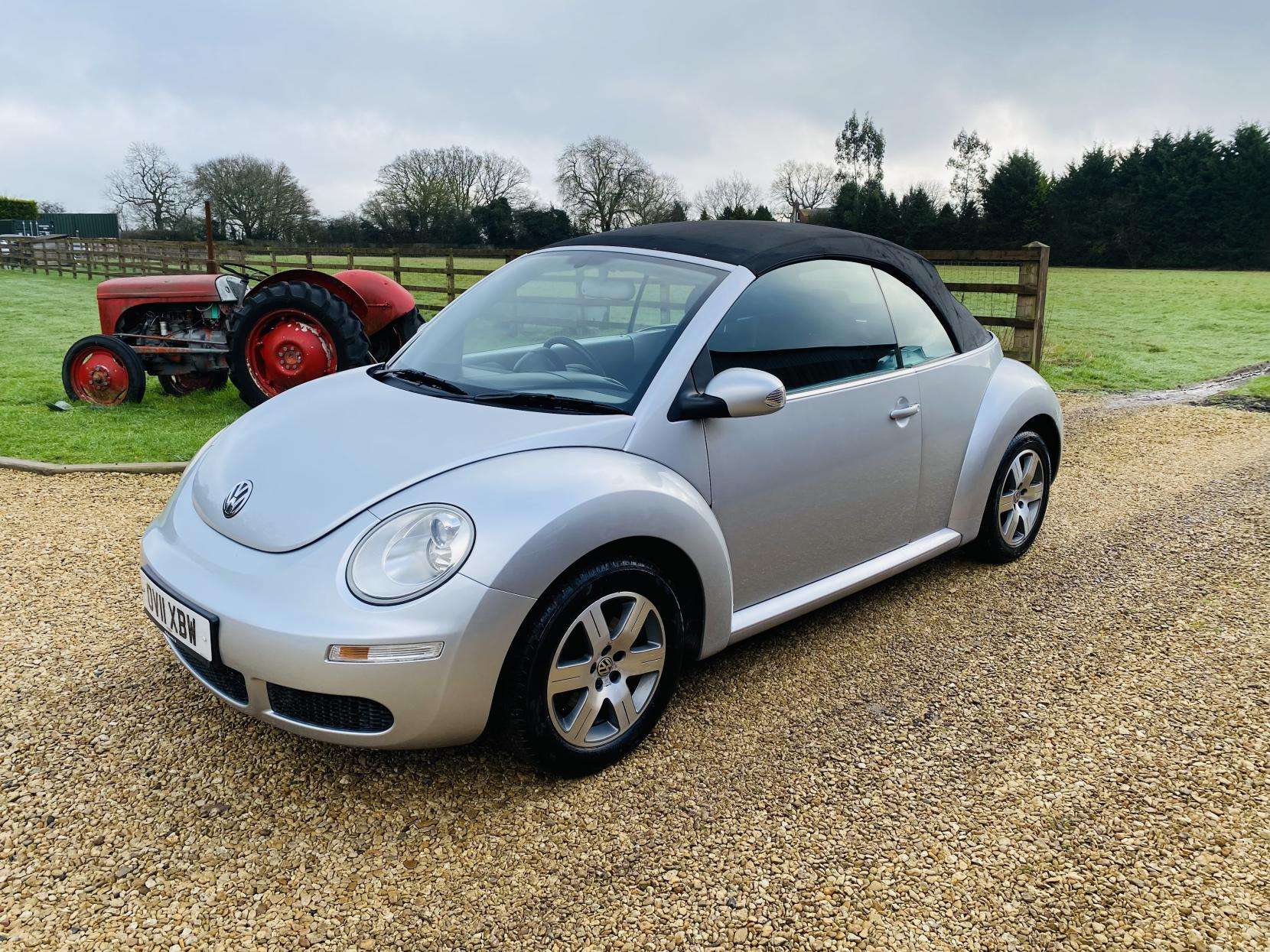 2011 VOLKSWAGEN BEETLE 2011 VOLKSWAGEN BEETLE