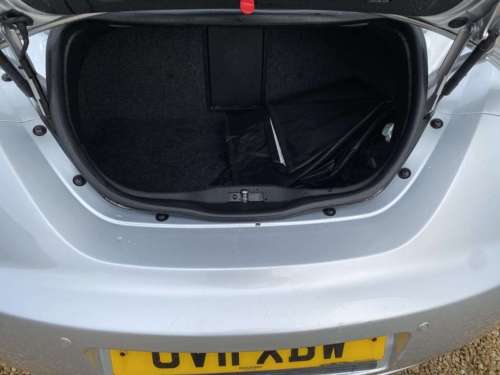 2011 VOLKSWAGEN BEETLE 2011 VOLKSWAGEN BEETLE