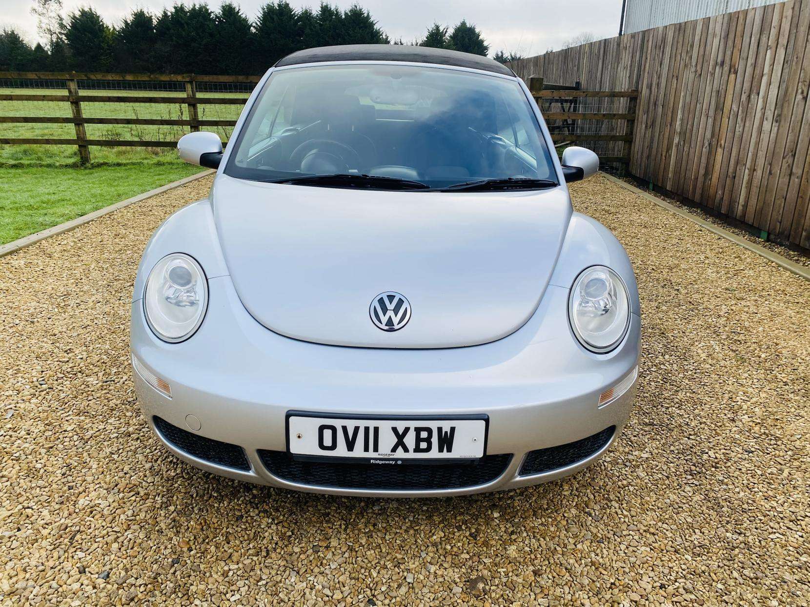 2011 VOLKSWAGEN BEETLE 2011 VOLKSWAGEN BEETLE