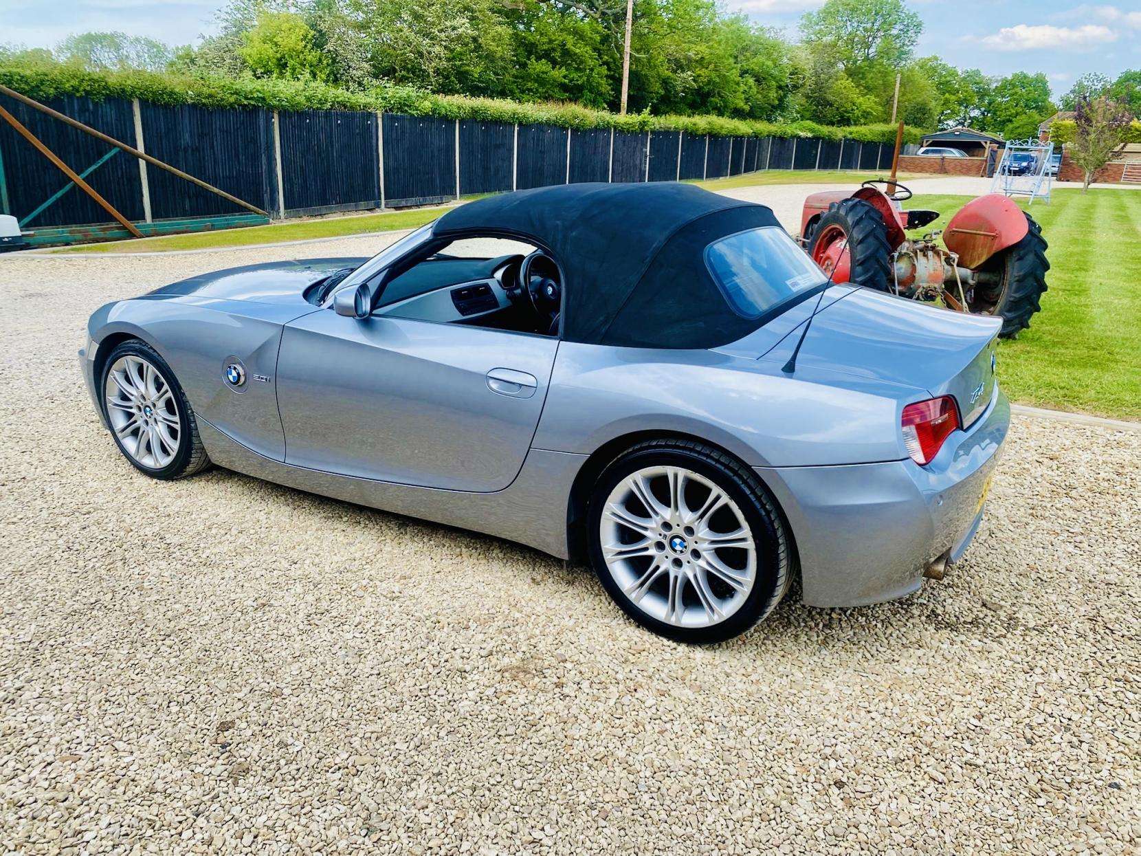 2006 BMW Z4 2006 BMW Z4