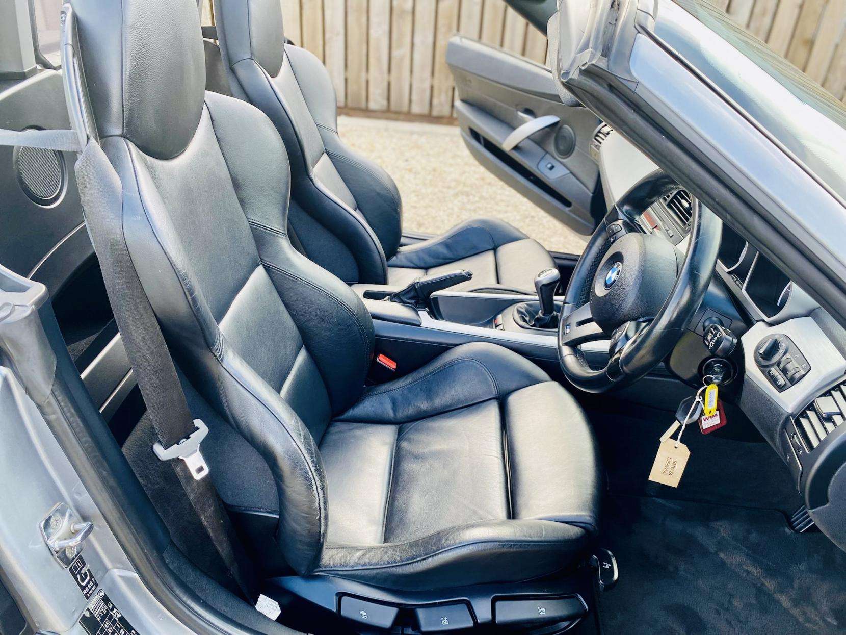 2006 BMW Z4 2006 BMW Z4