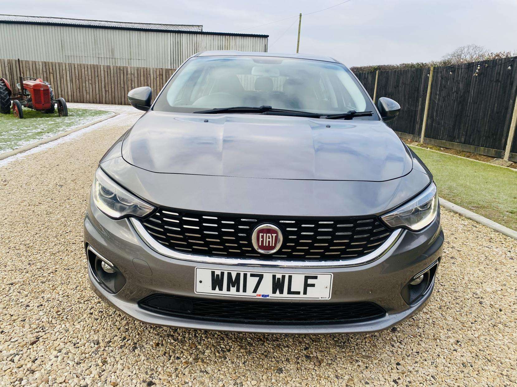 A 2017 FIAT TIPO 1.4 MPI Lounge Hatchback 5dr Petrol Manual Euro 6 (95 ps) A 2017 FIAT TIPO 1.4 MPI Lounge Hatchback 5dr Petrol Manual Euro 6 (95 ps)