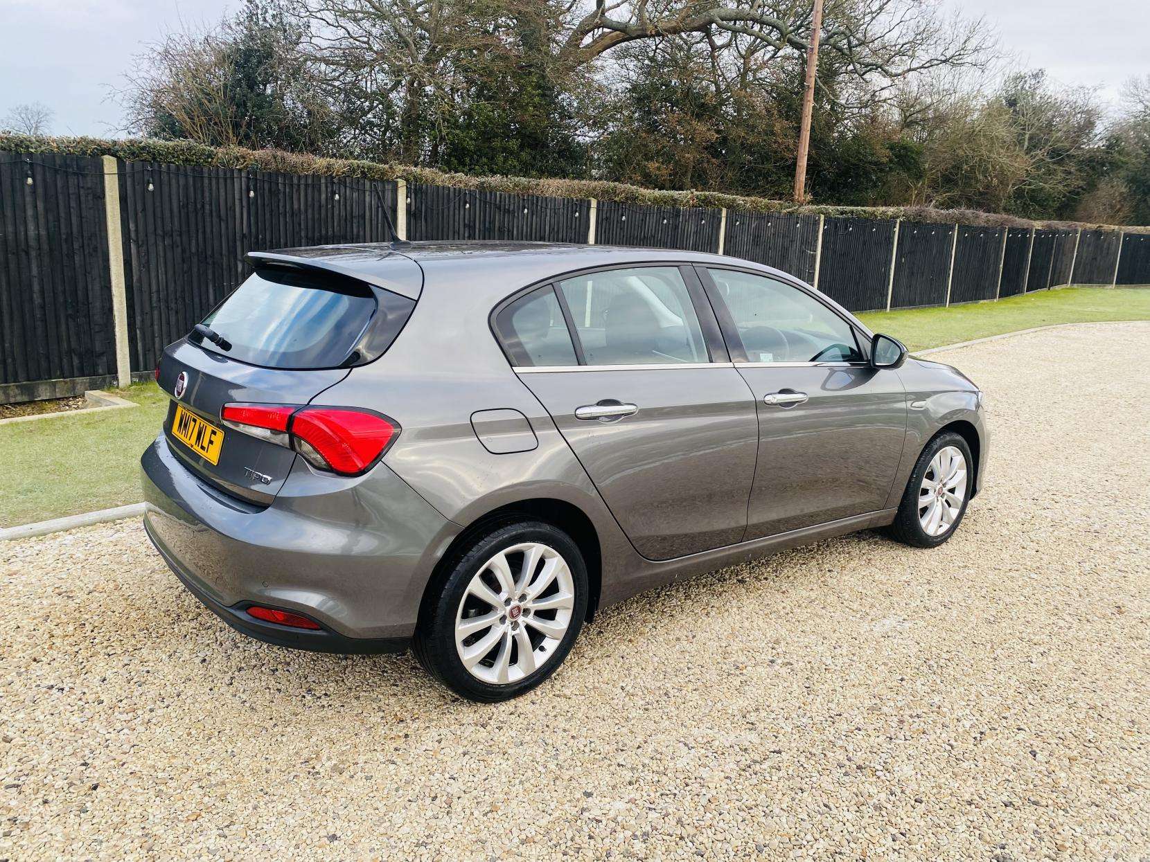 A 2017 FIAT TIPO 1.4 MPI Lounge Hatchback 5dr Petrol Manual Euro 6 (95 ps) A 2017 FIAT TIPO 1.4 MPI Lounge Hatchback 5dr Petrol Manual Euro 6 (95 ps)