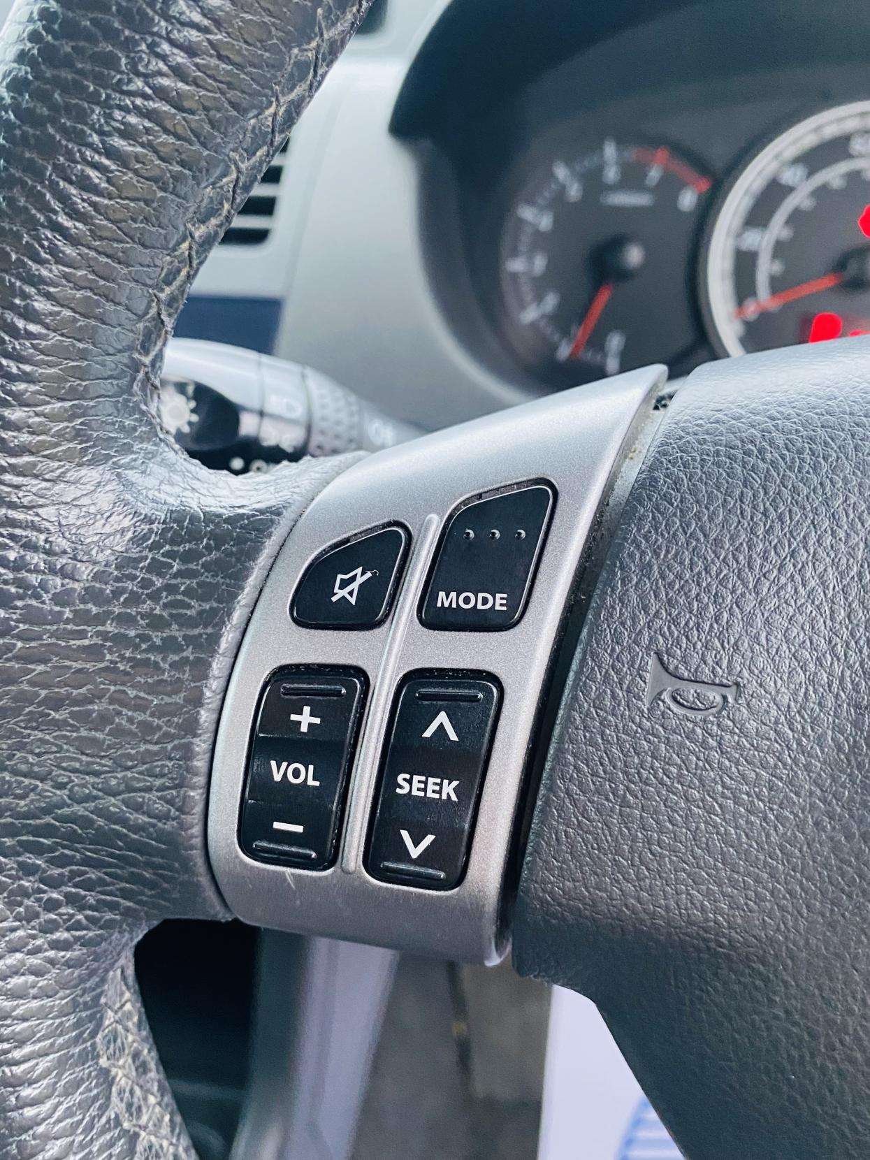 2009 SUZUKI SWIFT 2009 SUZUKI SWIFT