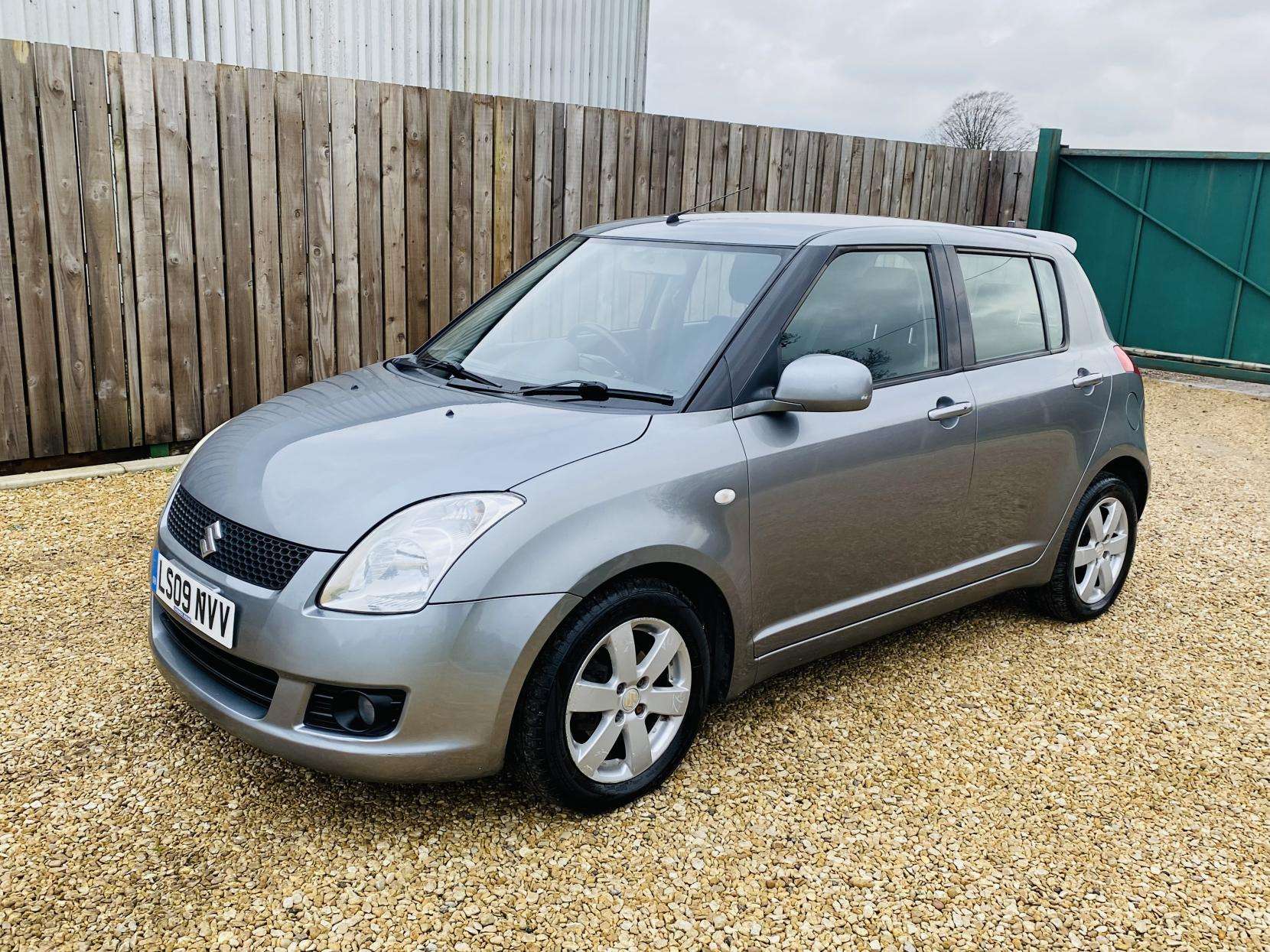 2009 SUZUKI SWIFT 2009 SUZUKI SWIFT