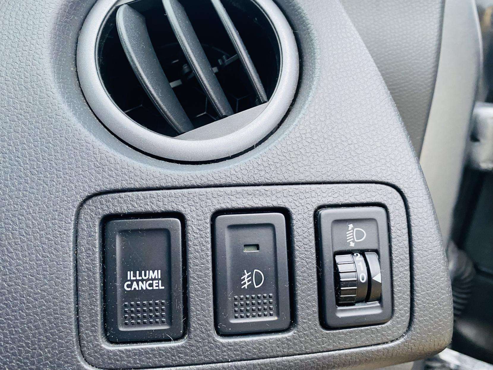 2009 SUZUKI SWIFT 2009 SUZUKI SWIFT