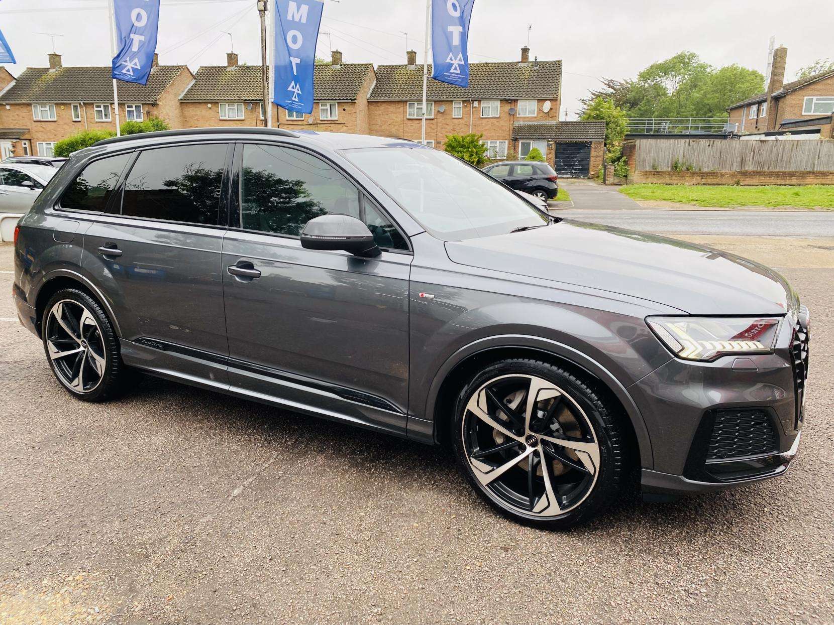 2020 AUDI Q7 2020 AUDI Q7