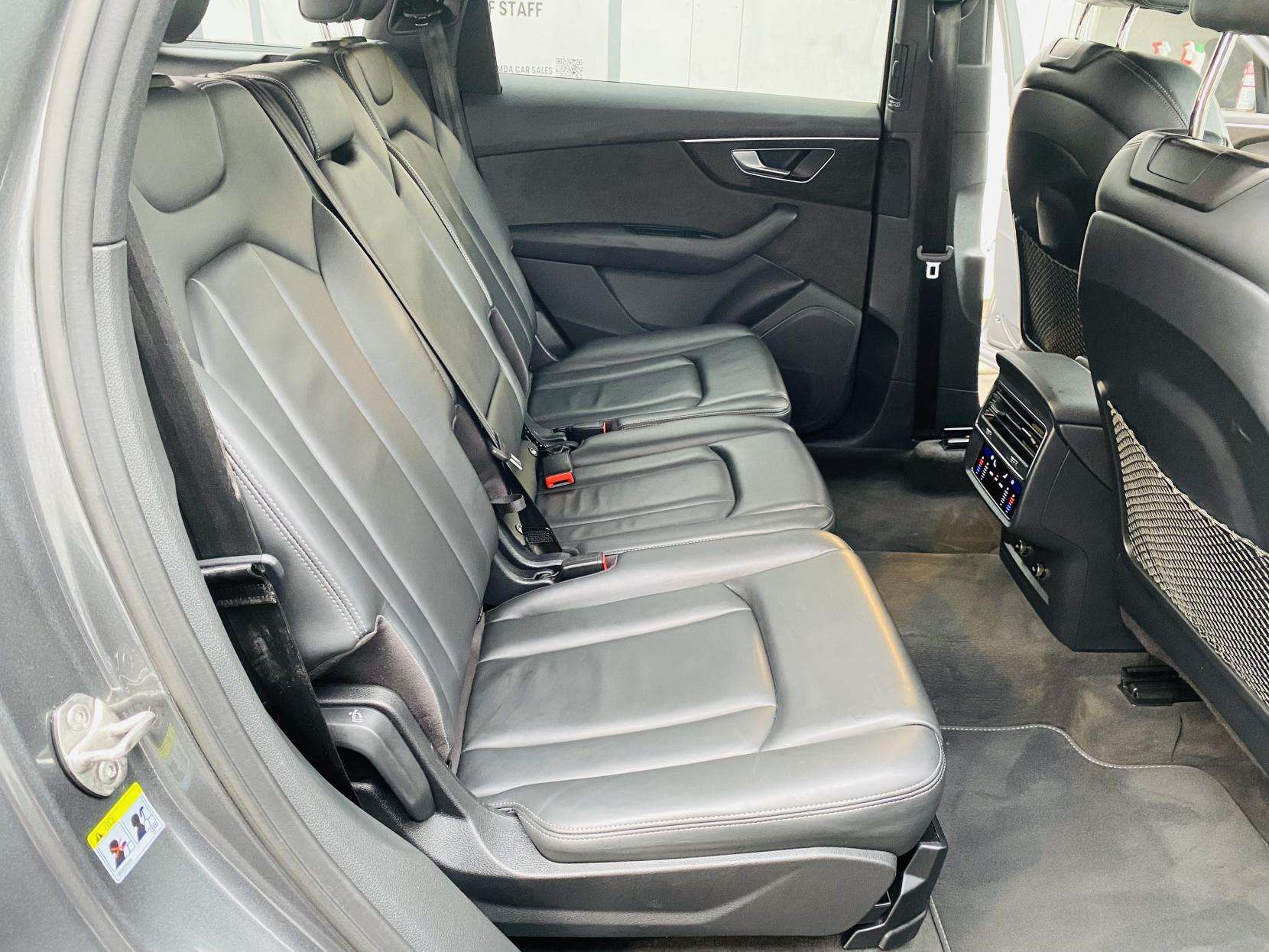 2020 AUDI Q7 2020 AUDI Q7