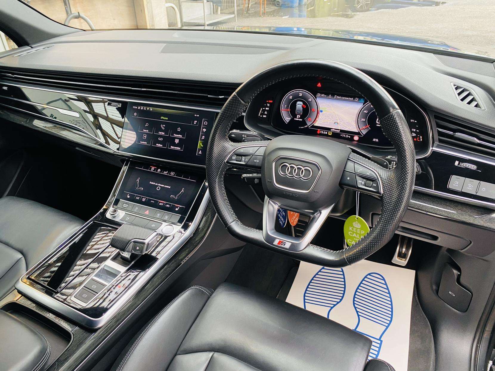 2020 AUDI Q7 2020 AUDI Q7