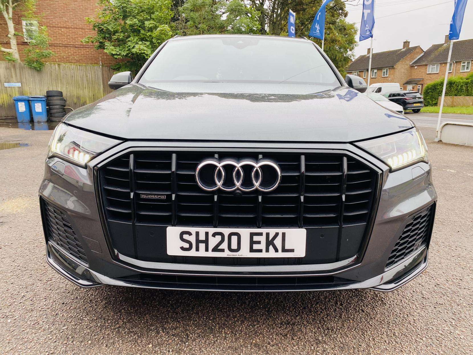 2020 AUDI Q7 2020 AUDI Q7