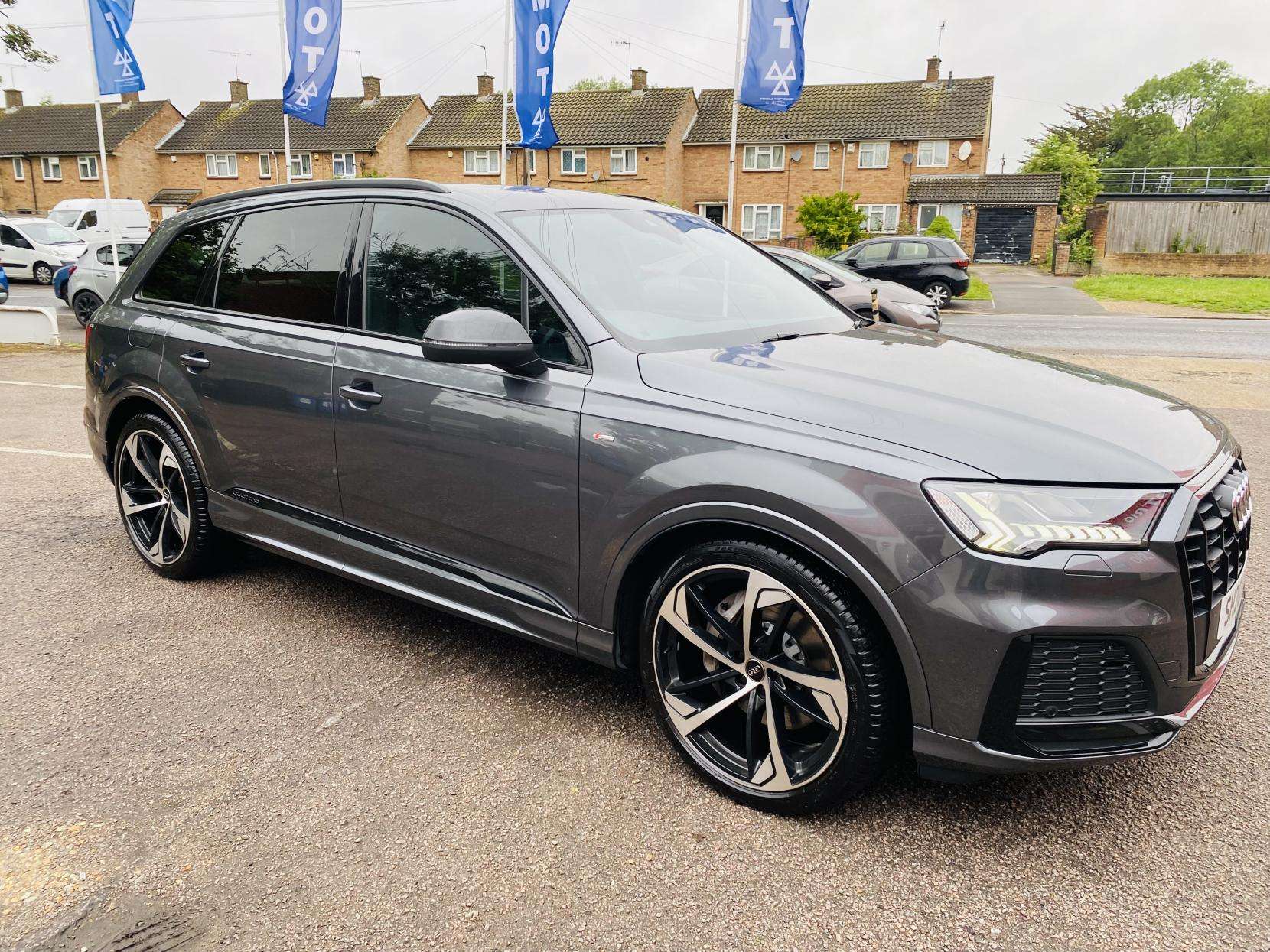 2020 AUDI Q7 2020 AUDI Q7