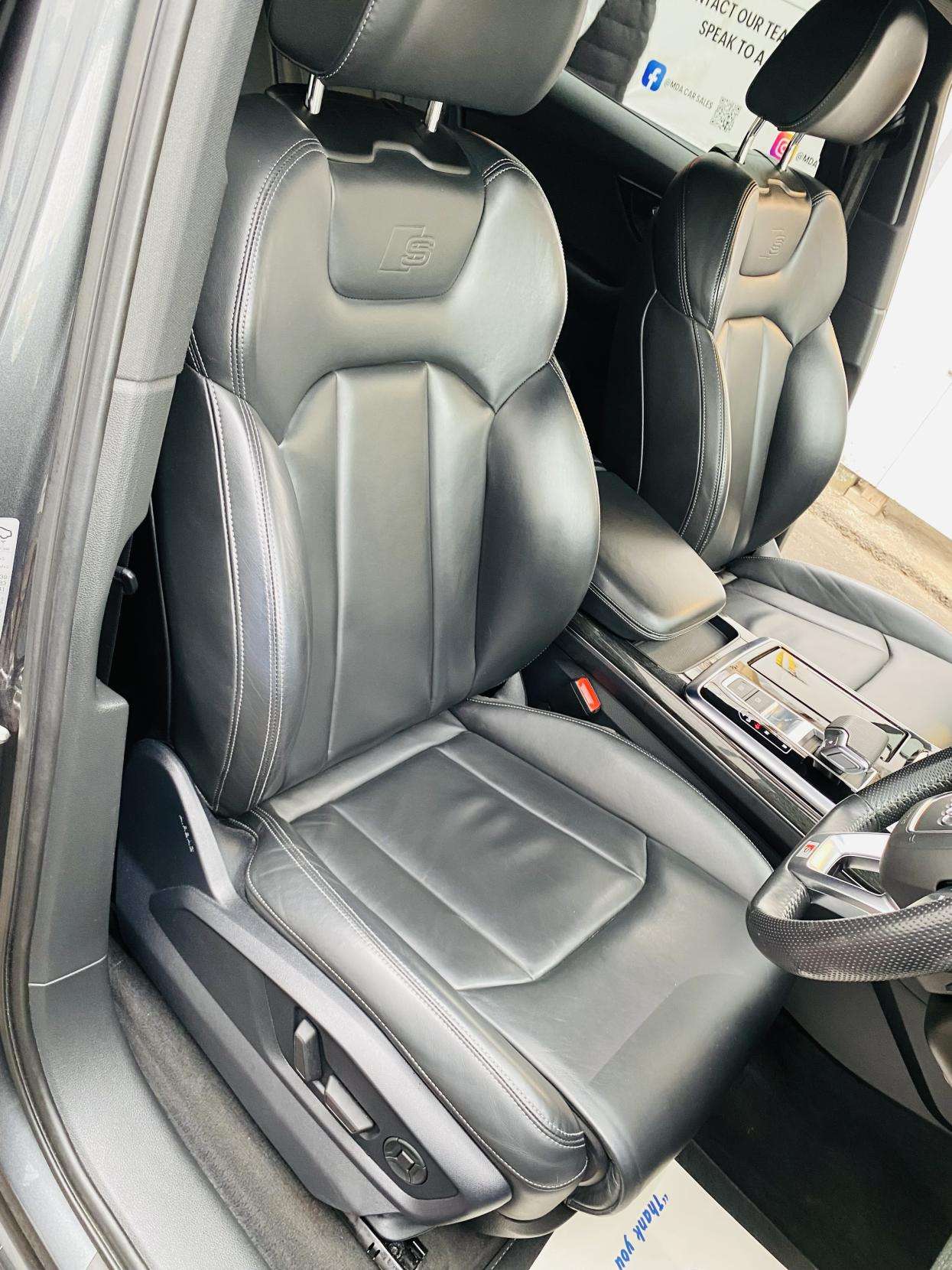 2020 AUDI Q7 2020 AUDI Q7