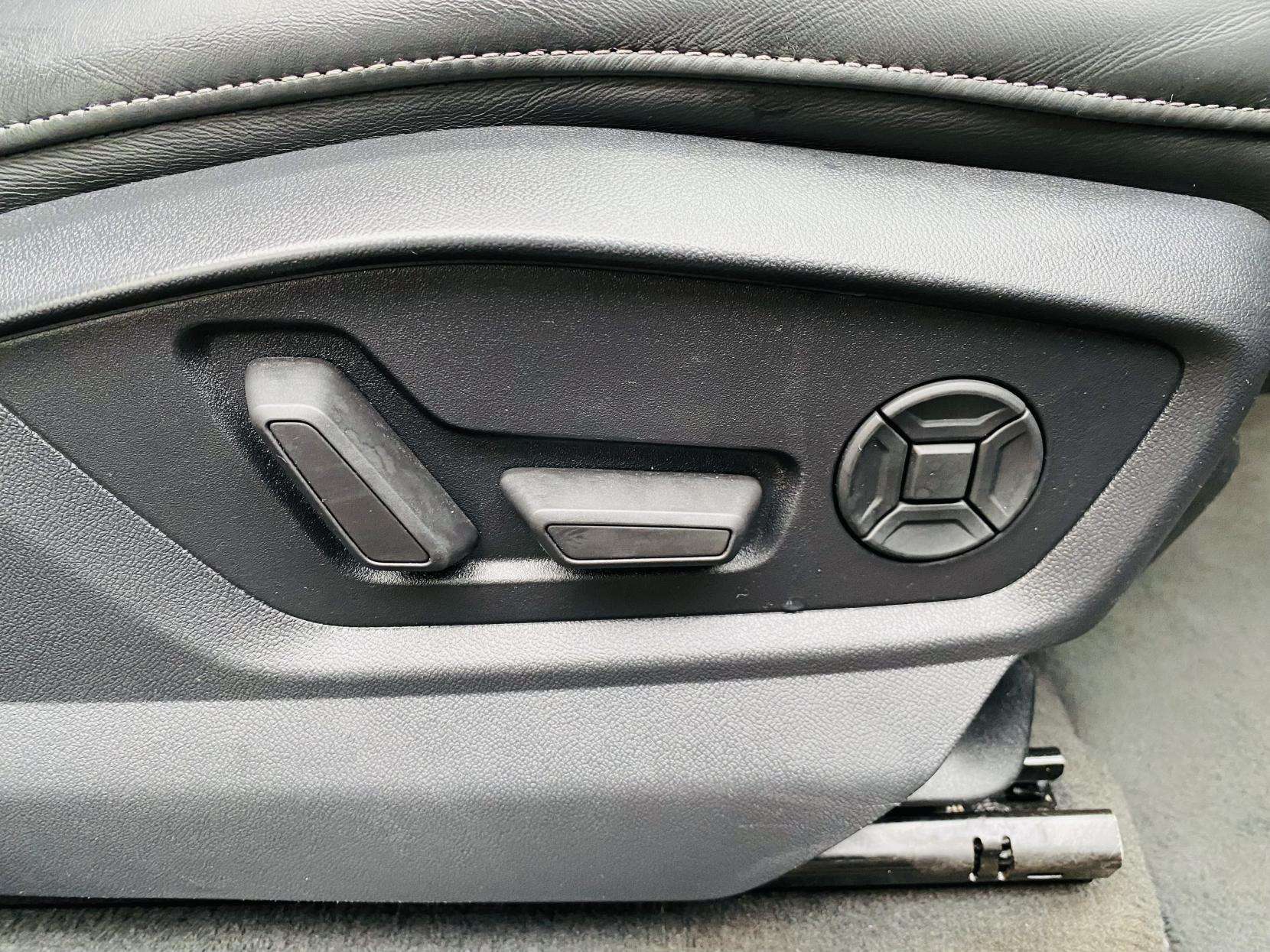 2020 AUDI Q7 2020 AUDI Q7