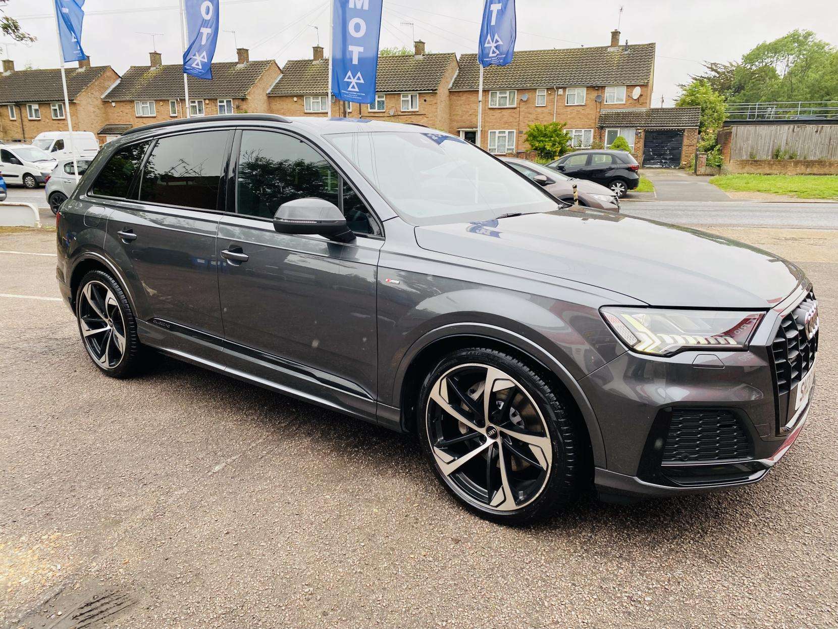 2020 AUDI Q7 2020 AUDI Q7
