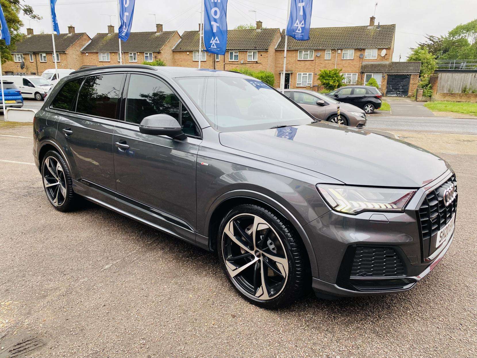 2020 AUDI Q7 2020 AUDI Q7