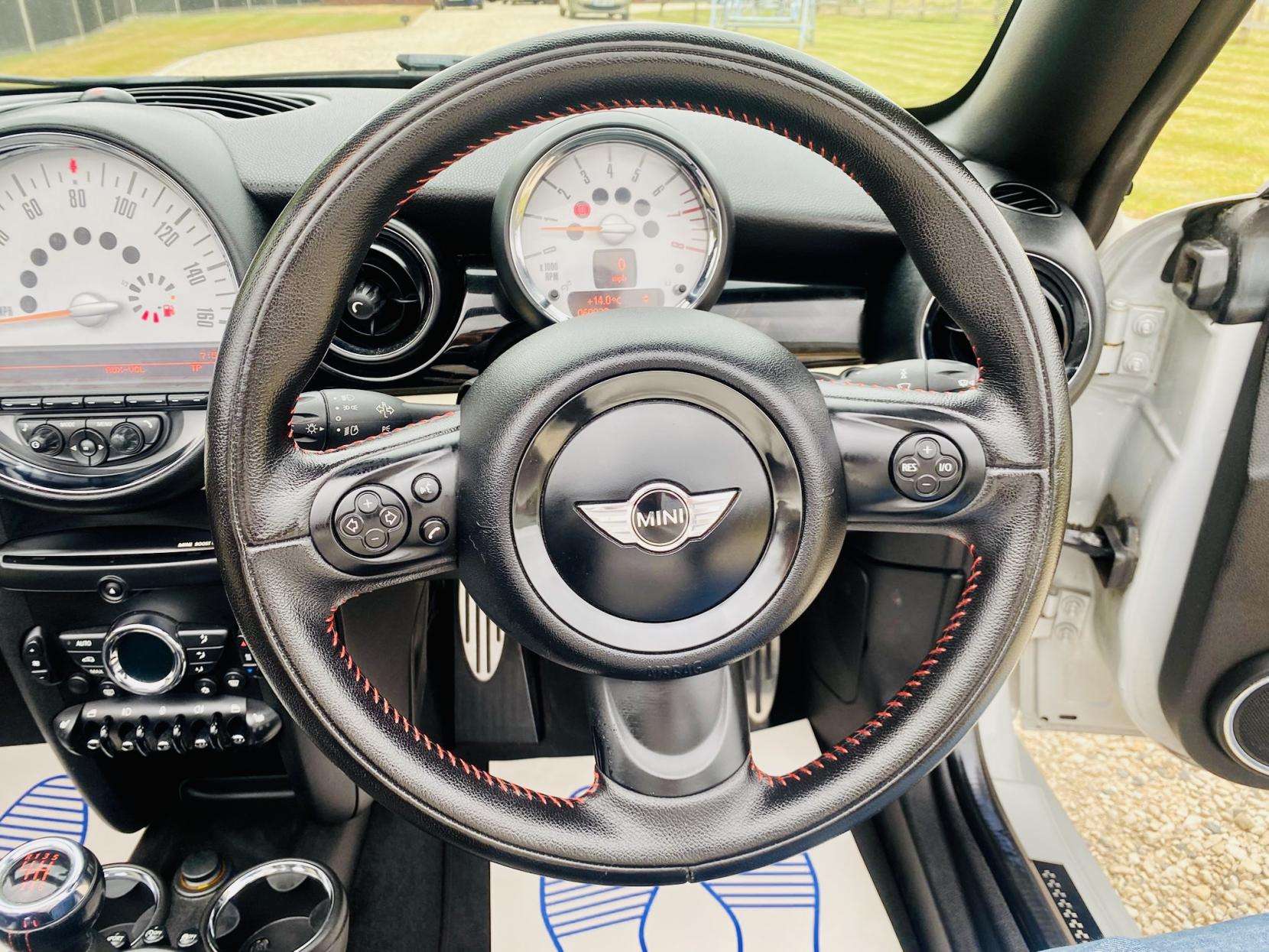 2012 MINI ROADSTER 2012 MINI ROADSTER