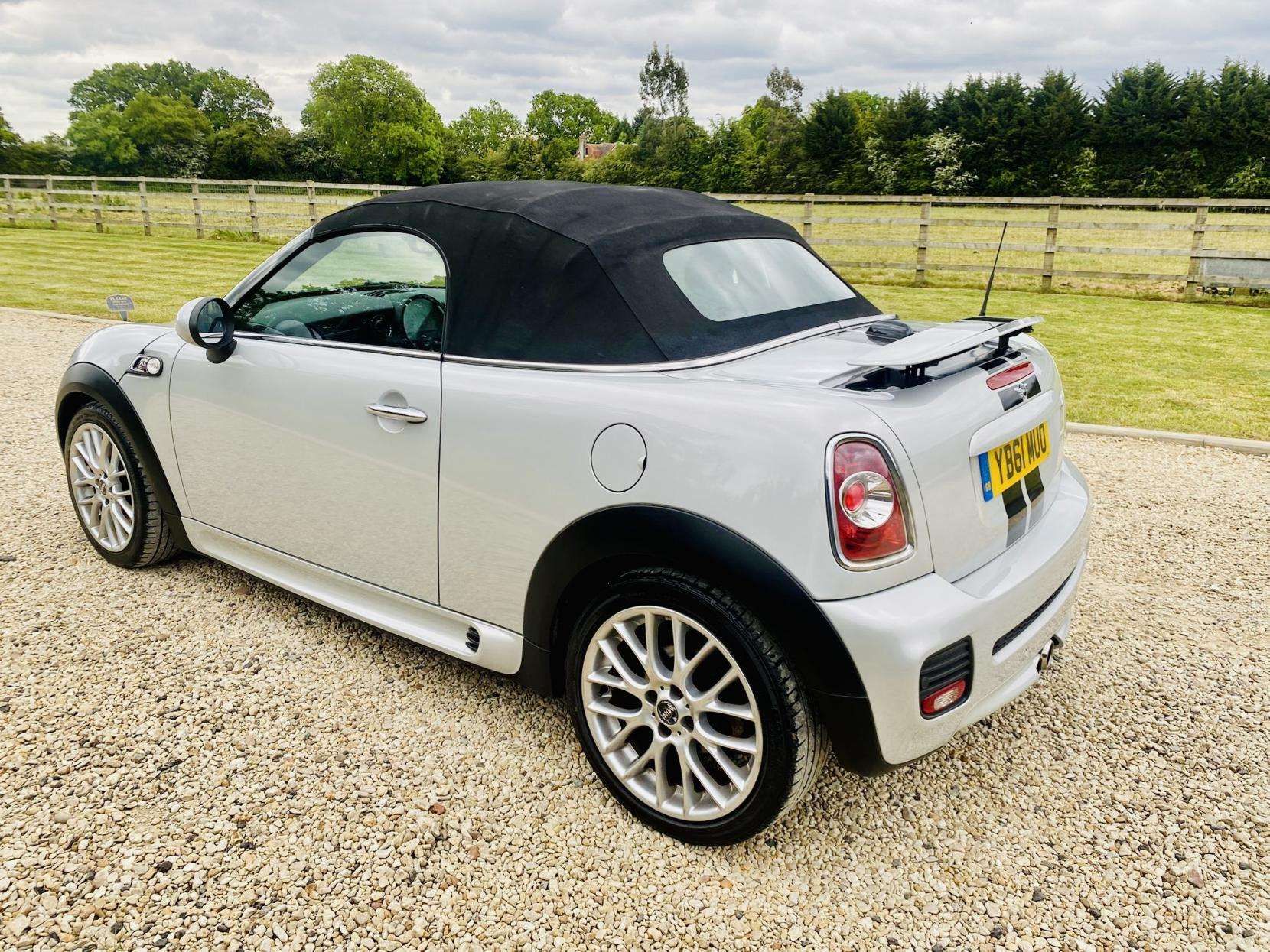 2012 MINI ROADSTER 2012 MINI ROADSTER