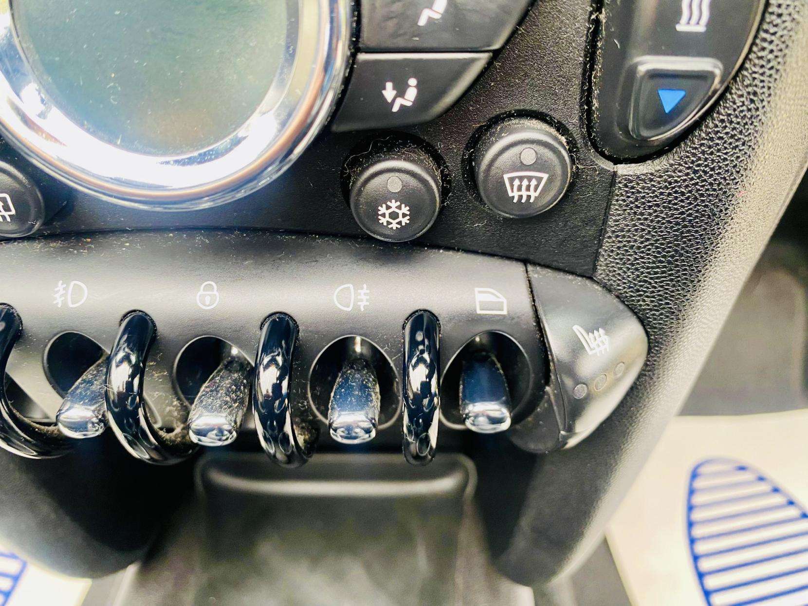 2012 MINI ROADSTER 2012 MINI ROADSTER