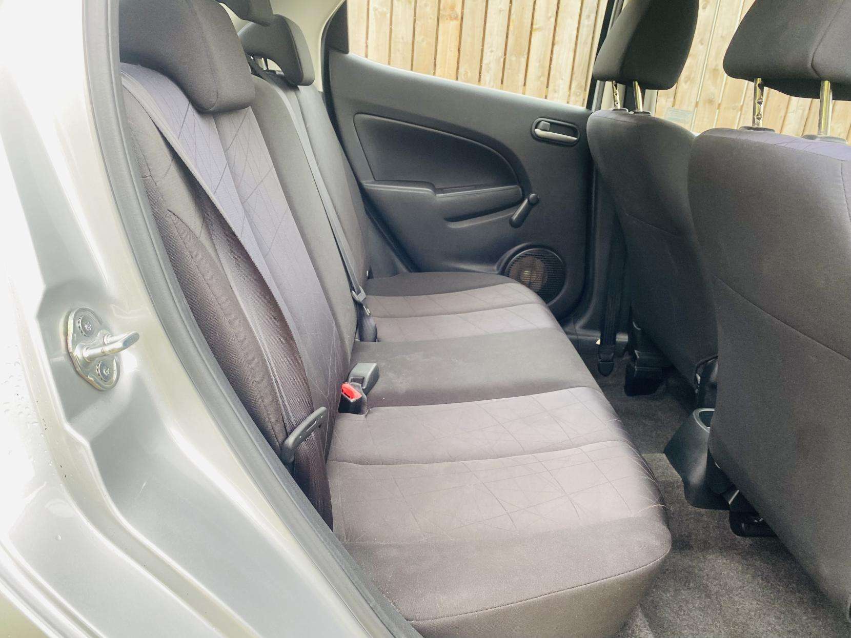 2010 MAZDA MAZDA2 2010 MAZDA MAZDA2