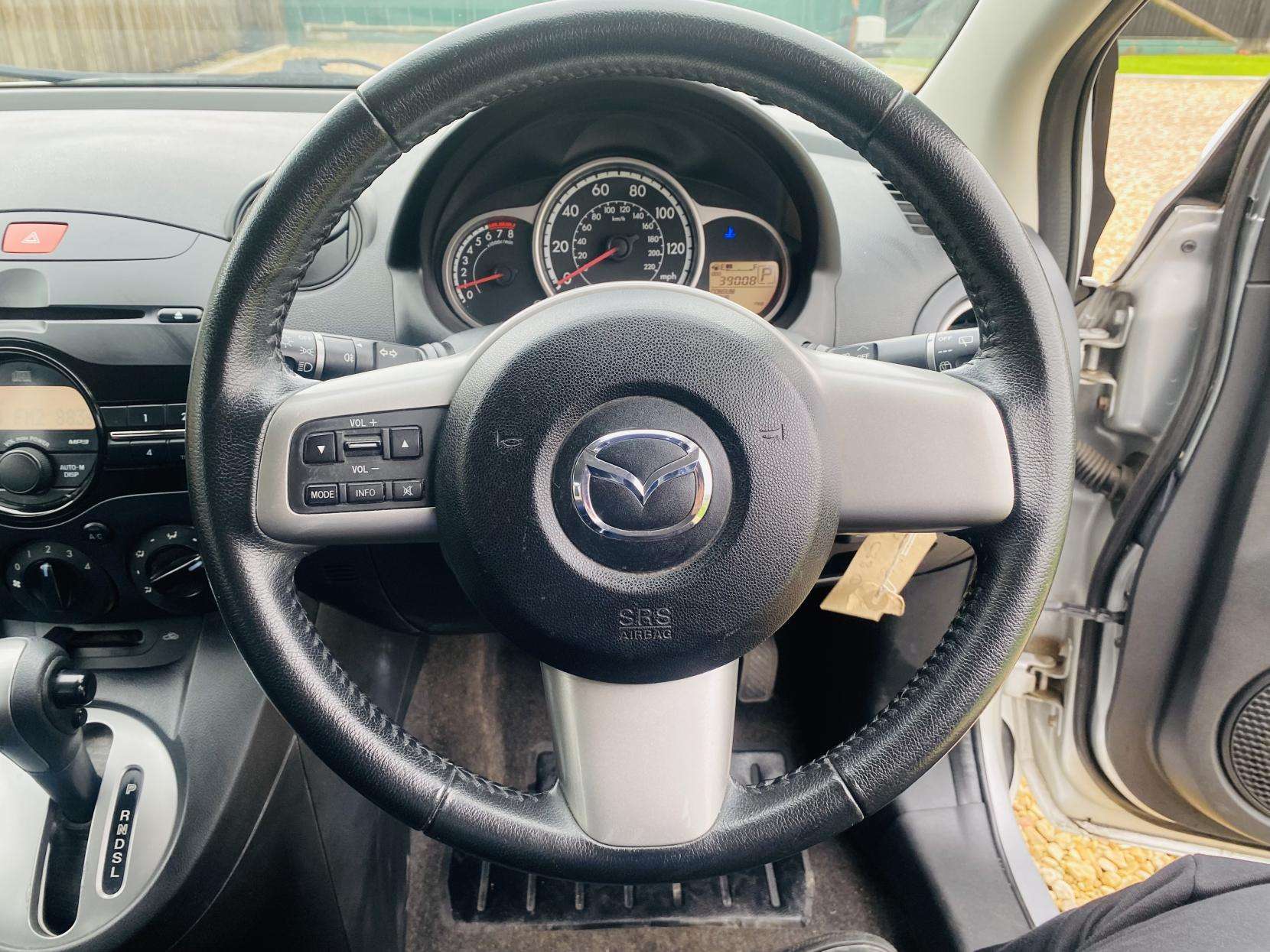 2010 MAZDA MAZDA2 2010 MAZDA MAZDA2