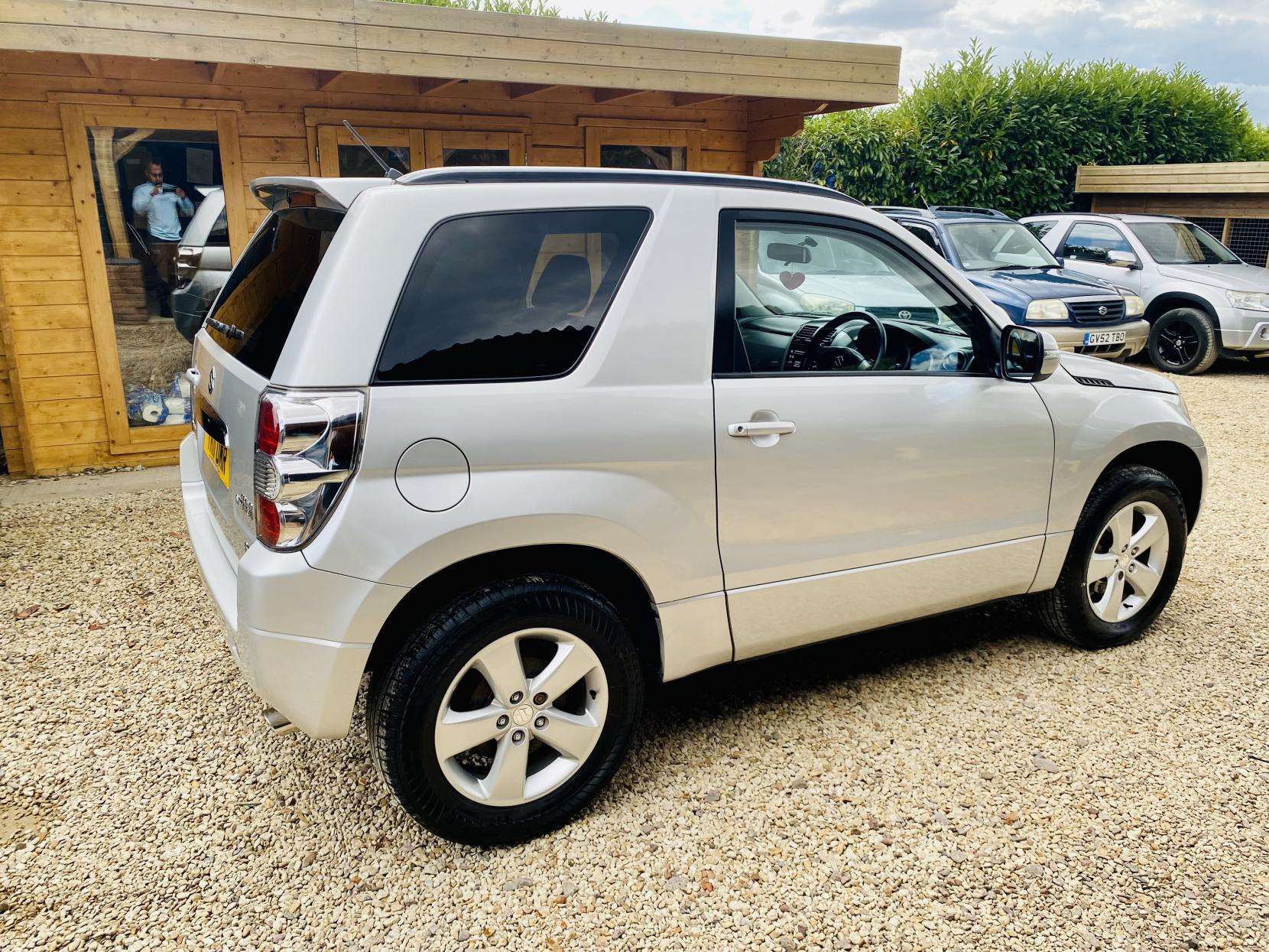 2011 SUZUKI GRAND VITARA 2011 SUZUKI GRAND VITARA