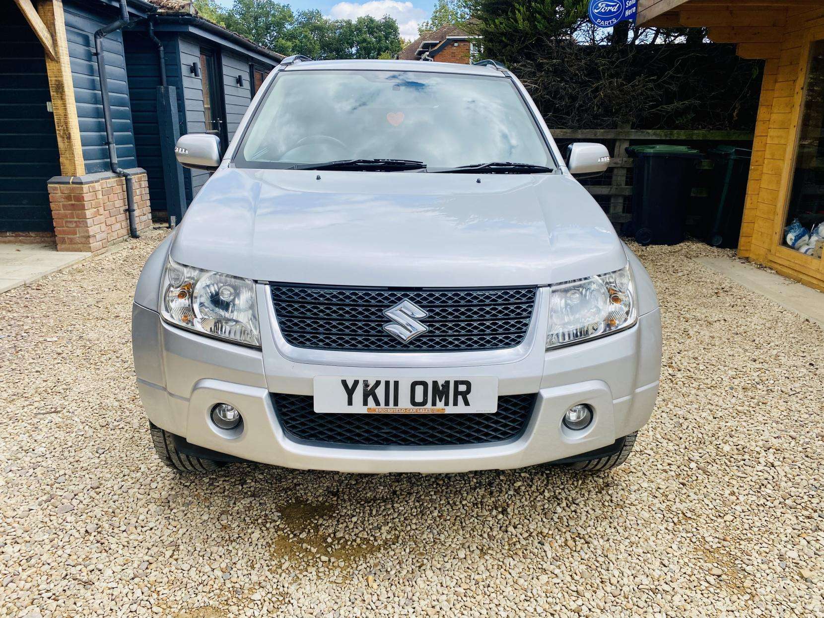 A 2011 SUZUKI GRAND VITARA 1.6 VVT SZ4 SUV 3dr Petrol Manual 4WD Euro 5 (106 ps) A 2011 SUZUKI GRAND VITARA 1.6 VVT SZ4 SUV 3dr Petrol Manual 4WD Euro 5 (106 ps)