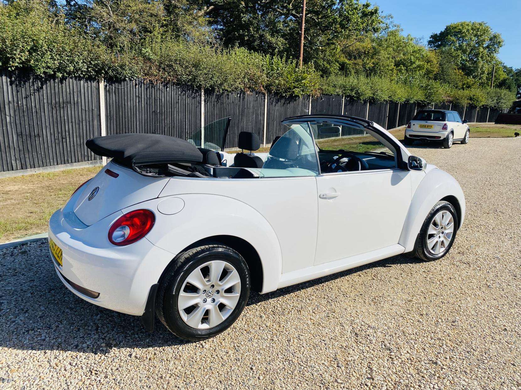 2009 VOLKSWAGEN BEETLE 2009 VOLKSWAGEN BEETLE