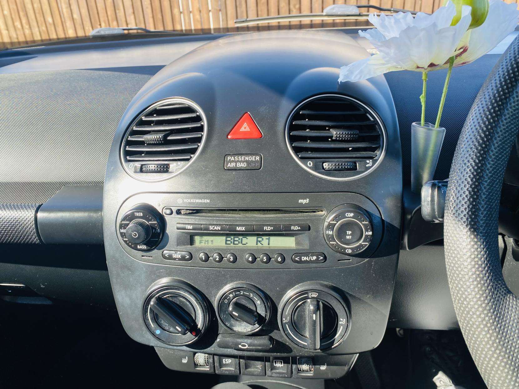 2009 VOLKSWAGEN BEETLE 2009 VOLKSWAGEN BEETLE