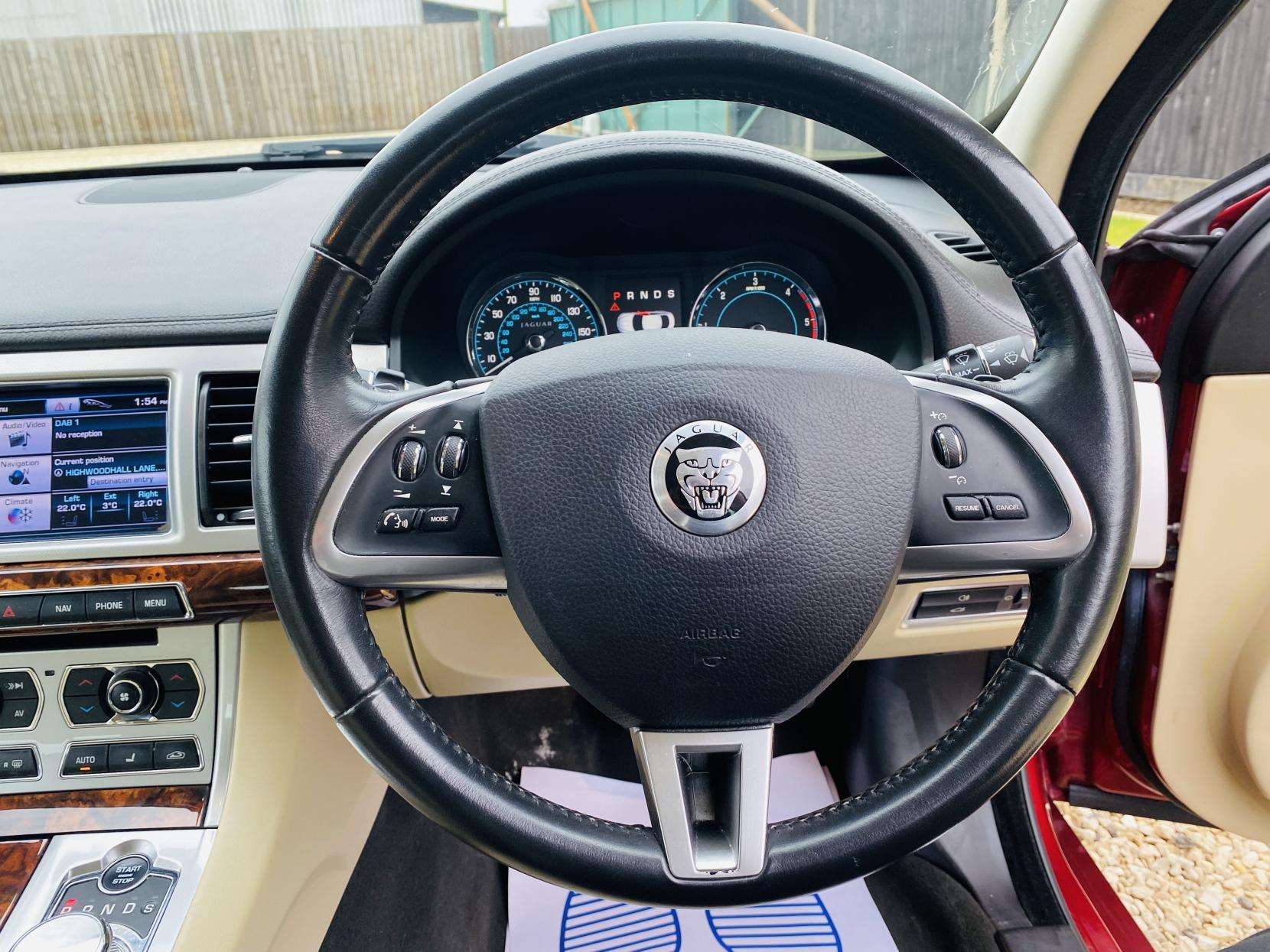 2013 JAGUAR XF 2013 JAGUAR XF