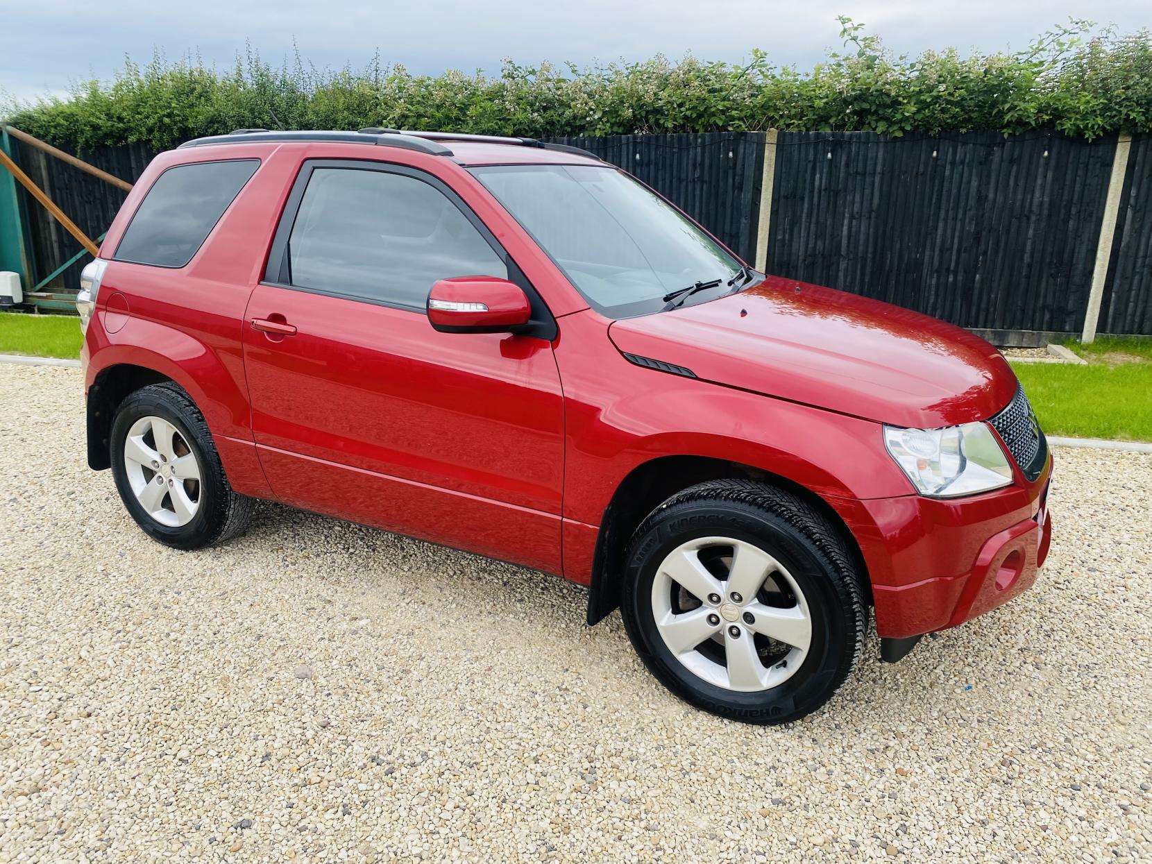 A 2012 SUZUKI GRAND VITARA 1.6 VVT SZ4 SUV 3dr Petrol Manual 4WD Euro 5 (106 ps) A 2012 SUZUKI GRAND VITARA 1.6 VVT SZ4 SUV 3dr Petrol Manual 4WD Euro 5 (106 ps)