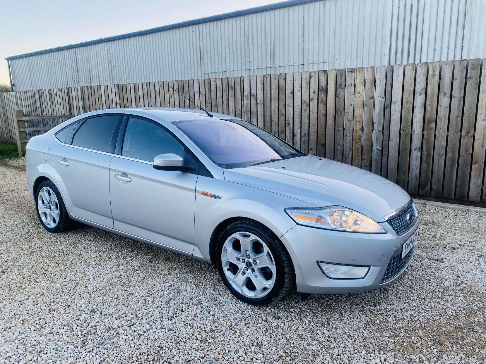 A 2010 FORD MONDEO 2.0 EcoBoost Titanium X Hatchback 5dr Petrol Powershift (179 g/km, 200 bhp) A 2010 FORD MONDEO 2.0 EcoBoost Titanium X Hatchback 5dr Petrol Powershift (179 g/km, 200 bhp)