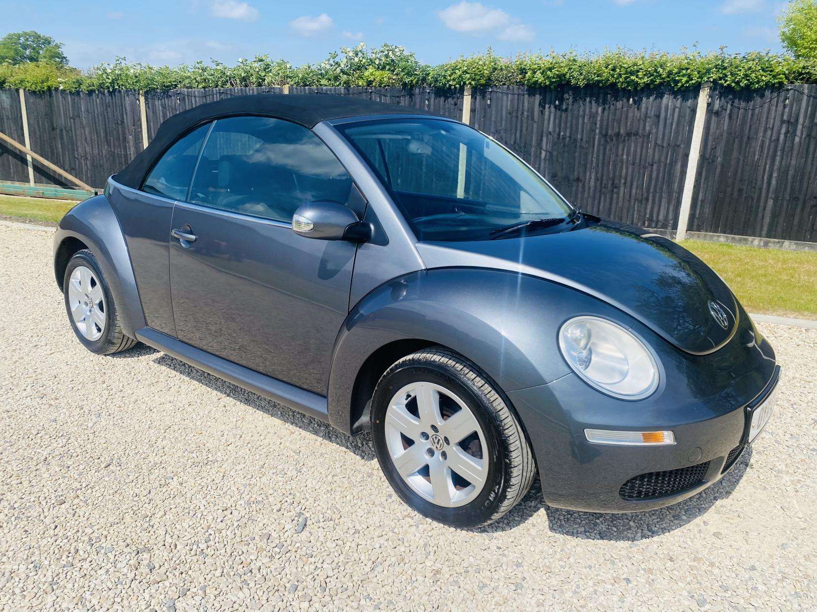 2011 VOLKSWAGEN BEETLE 2011 VOLKSWAGEN BEETLE