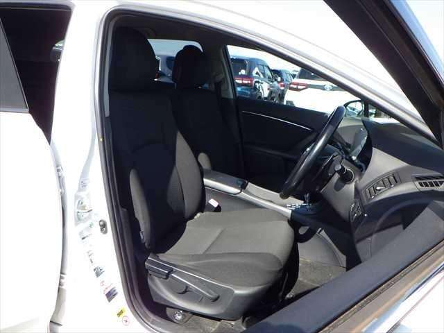 null TOYOTA AVENSIS null TOYOTA AVENSIS