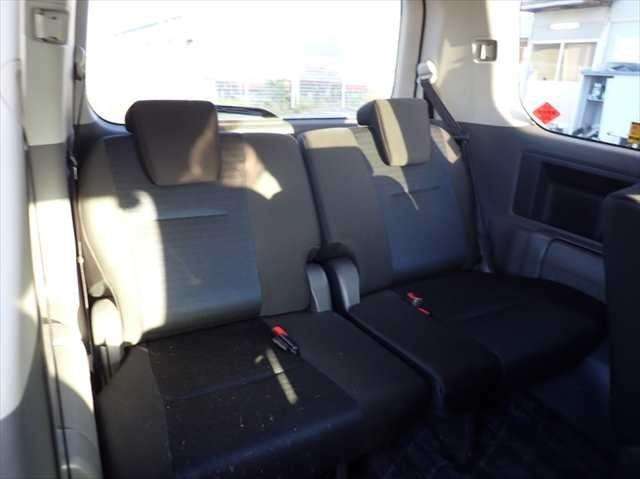 null TOYOTA VOXY null TOYOTA VOXY