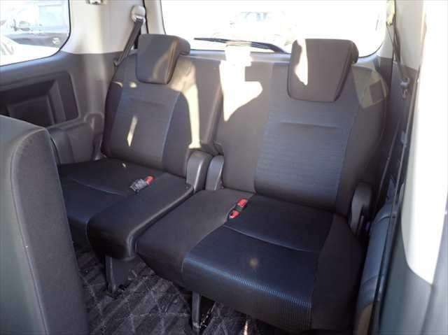 null TOYOTA VOXY null TOYOTA VOXY