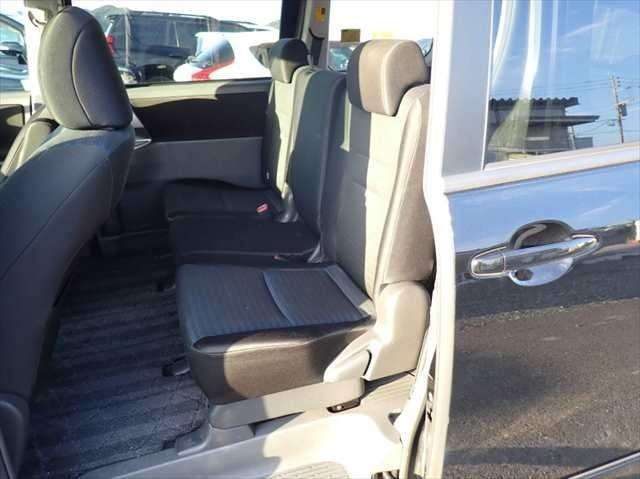 null TOYOTA VOXY null TOYOTA VOXY