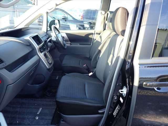 null TOYOTA VOXY null TOYOTA VOXY