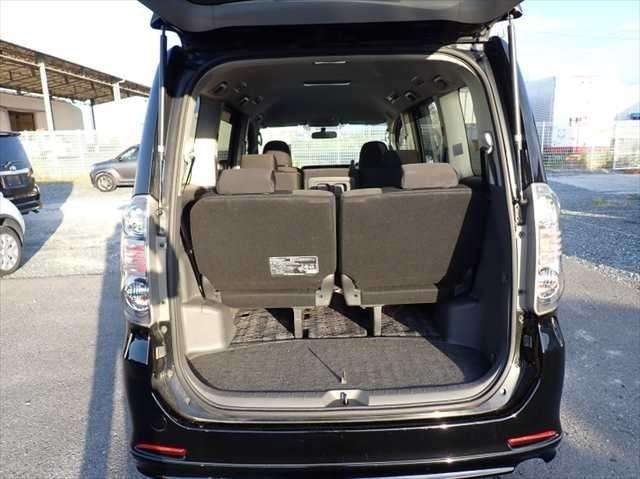 null TOYOTA VOXY null TOYOTA VOXY