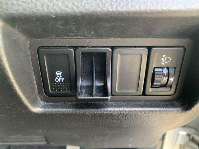 null SUZUKI SWIFT null SUZUKI SWIFT