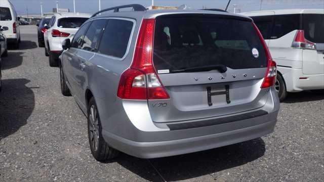 null VOLVO V70 null VOLVO V70