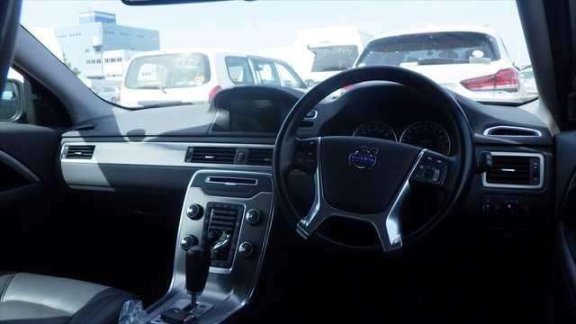 null VOLVO V70 null VOLVO V70