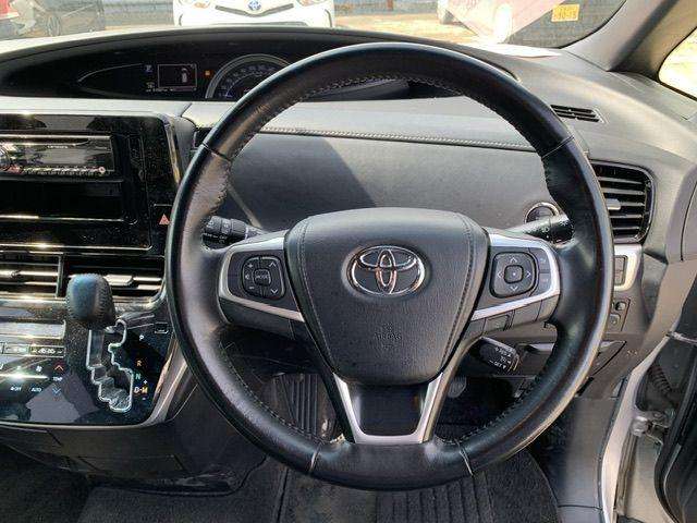 A null TOYOTA ESTIMA Aeras A null TOYOTA ESTIMA Aeras