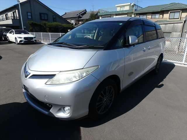 A 2013 TOYOTA ESTIMA X A 2013 TOYOTA ESTIMA X