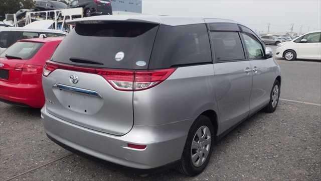 A 2012 TOYOTA ESTIMA X A 2012 TOYOTA ESTIMA X