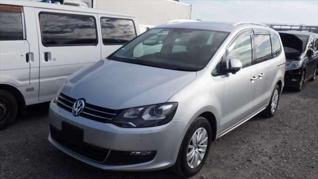A 2012 VOLKSWAGEN SHARAN TSI COMFORT LINE BLUEMOTION TECHNOLOGY A 2012 VOLKSWAGEN SHARAN TSI COMFORT LINE BLUEMOTION TECHNOLOGY