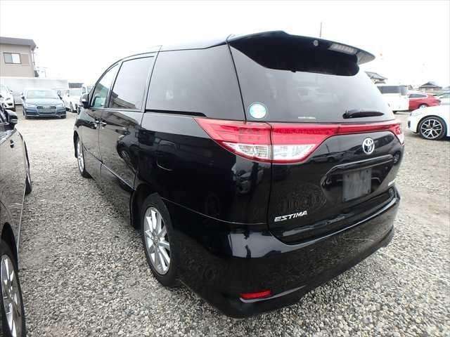 A 2009 TOYOTA ESTIMA Aeras A 2009 TOYOTA ESTIMA Aeras