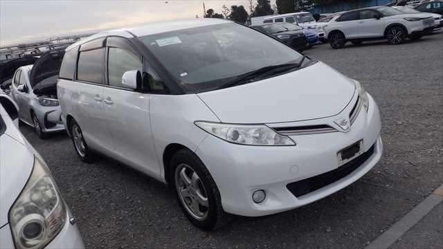 A 2012 TOYOTA ESTIMA X A 2012 TOYOTA ESTIMA X