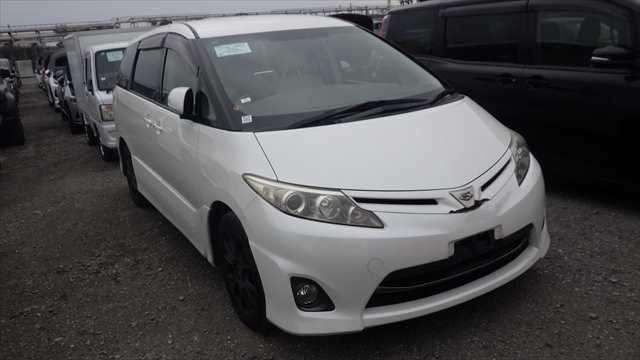 A 2009 TOYOTA ESTIMA x A 2009 TOYOTA ESTIMA x